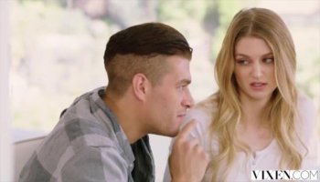 Nikki gets her silicone wet